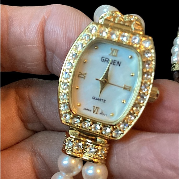 Vintage Gruen Watch & Bracelet Set - Picture 12 of 14